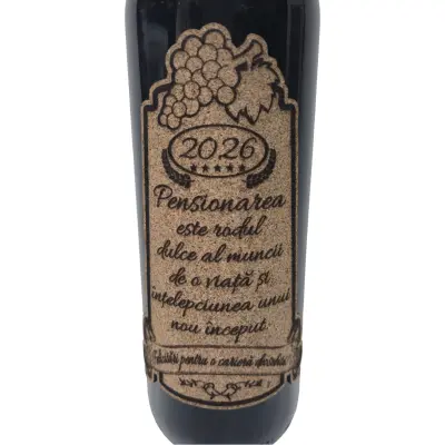 Pensionare, felicitari pentru o cariera deosebita, vin rosu cabernet sauvignon, demisec, 750ml, 13.5% alcool